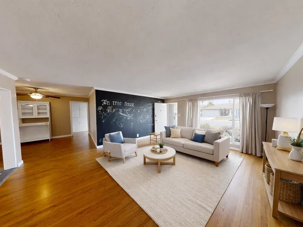 6243 Dorothy Dr, San Diego, CA 92115