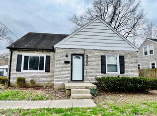 5200 Stephan Dr, Louisville, KY 40258