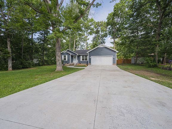3rd image of 58 Dogwood Trl
