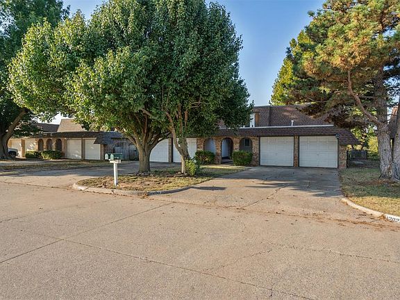 2nd image of 12027 Ashford Dr