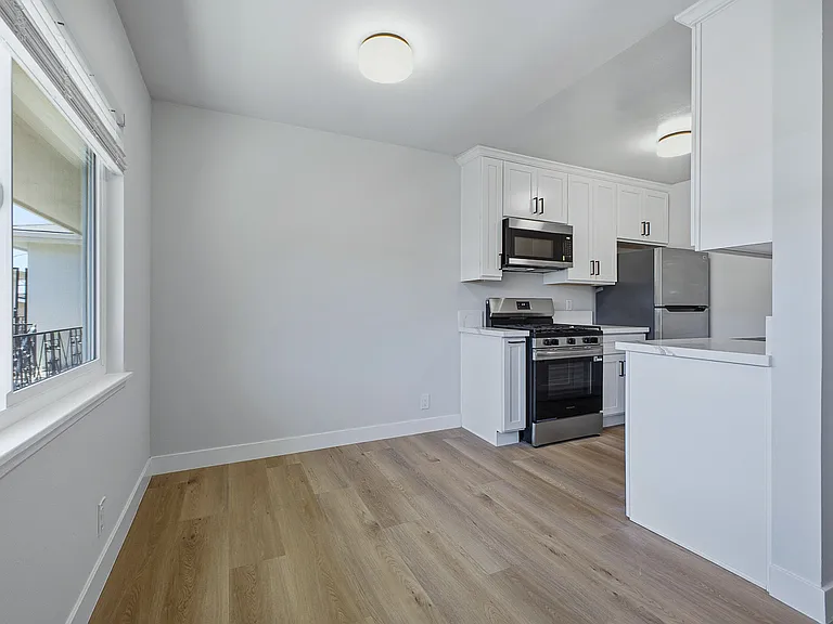 243 Crandall St — Photo 14