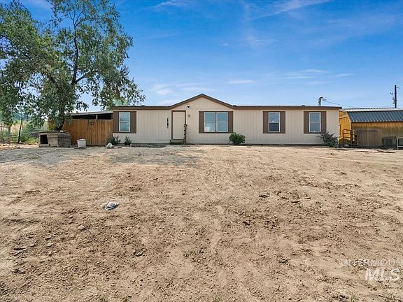2nd image of 1429 Echo Ave