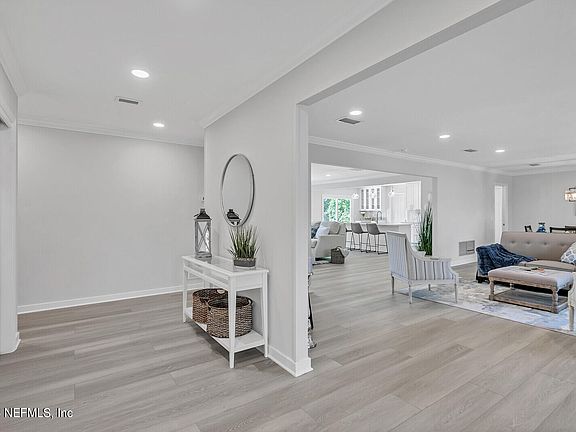 3rd image of 4144 SAN BERNADO Drive