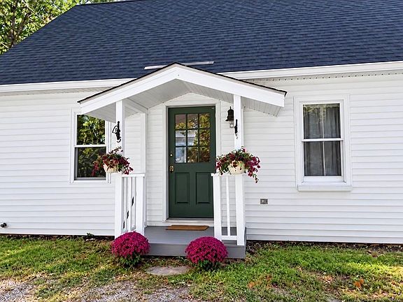 3rd image of 65 Greenleaf Road