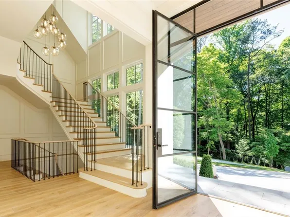 3563 Northside Dr NW, Atlanta, GA 30305