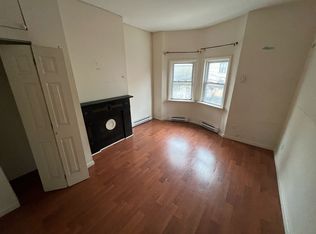 121 Ferry St, Jersey City, NJ 07307