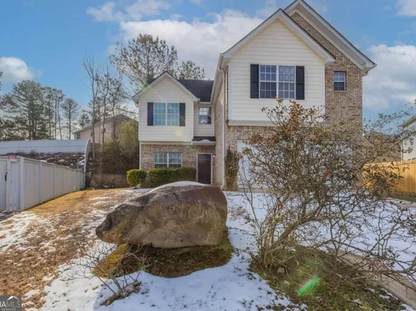 3506 Creekview Dr, Union City, GA 30291