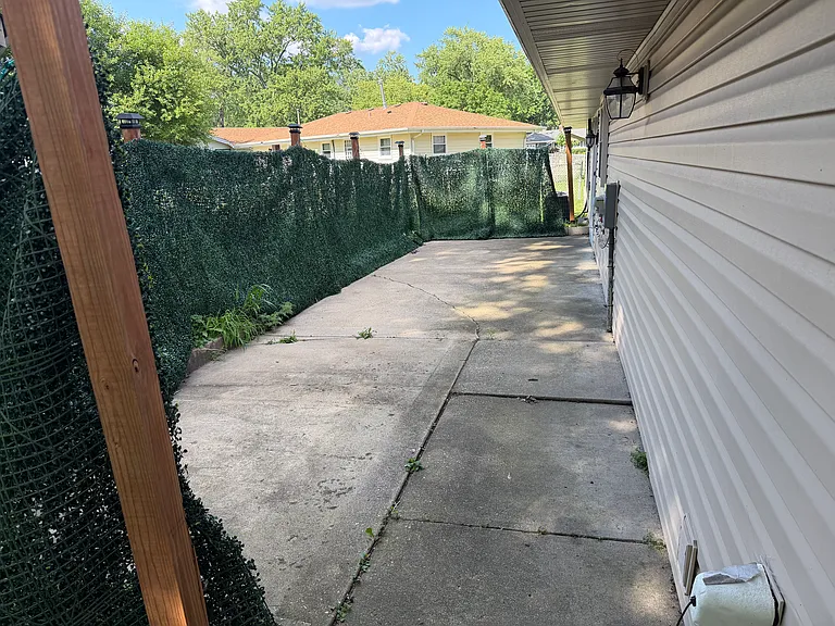 1832 W Weathersfield Way — Photo 24