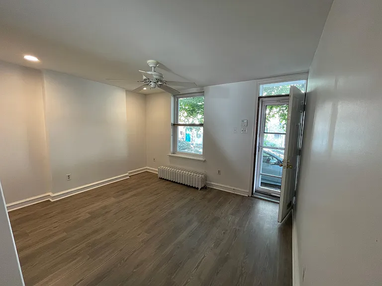 769 N Bucknell St — Photo 3