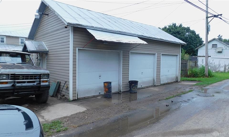 2nd image of 602 Gray Ave