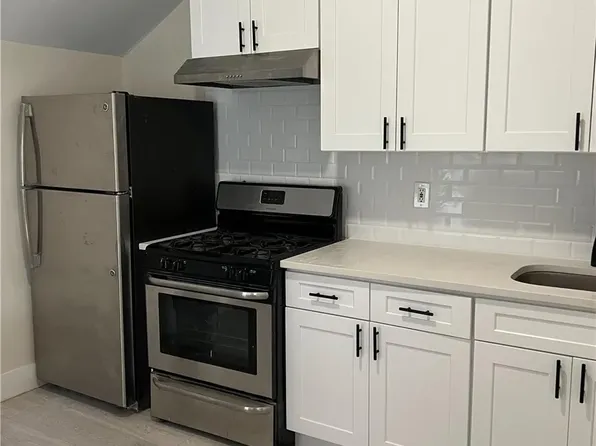 1437 Old Northern Blvd Floor 2, Roslyn, NY 11576