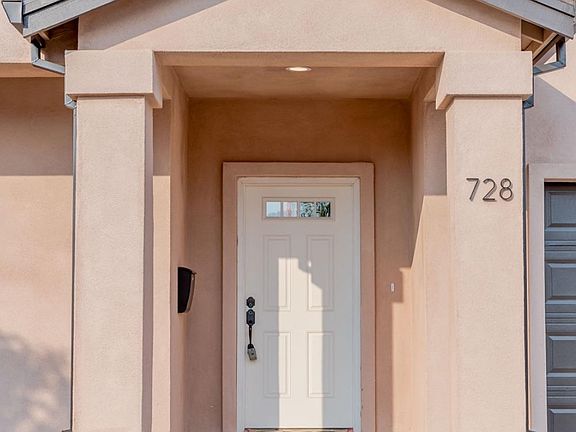 3rd image of 728 Patton Dr
