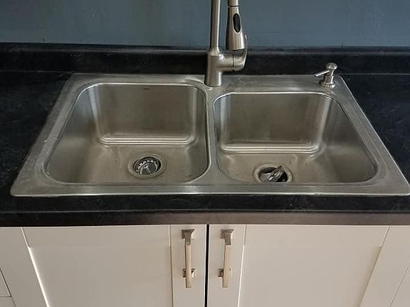 3rd image of 2021 Broadway #1