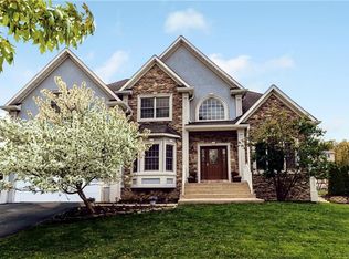 252 High St, Monroe, NY 10950