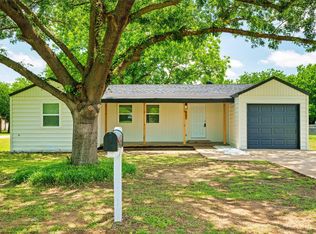 801 SW 12th St, Mineral Wells, TX 76067