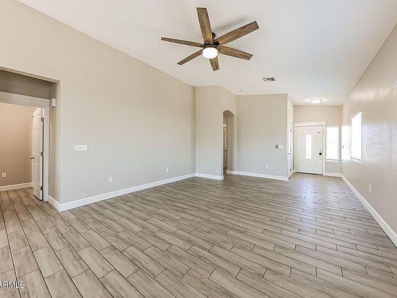 5th image of 515 E RANDY Street