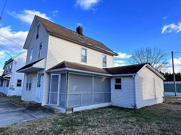 2nd image of 114 W Front St