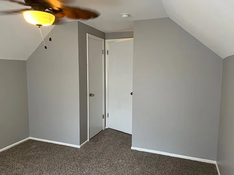 1306 Carnation Ln — Photo 23