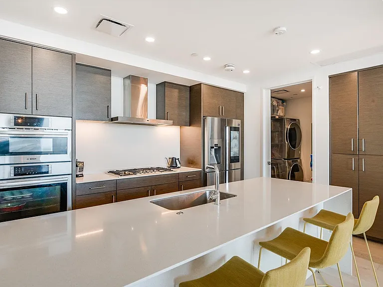 301 West Ave #4002 — Photo 3