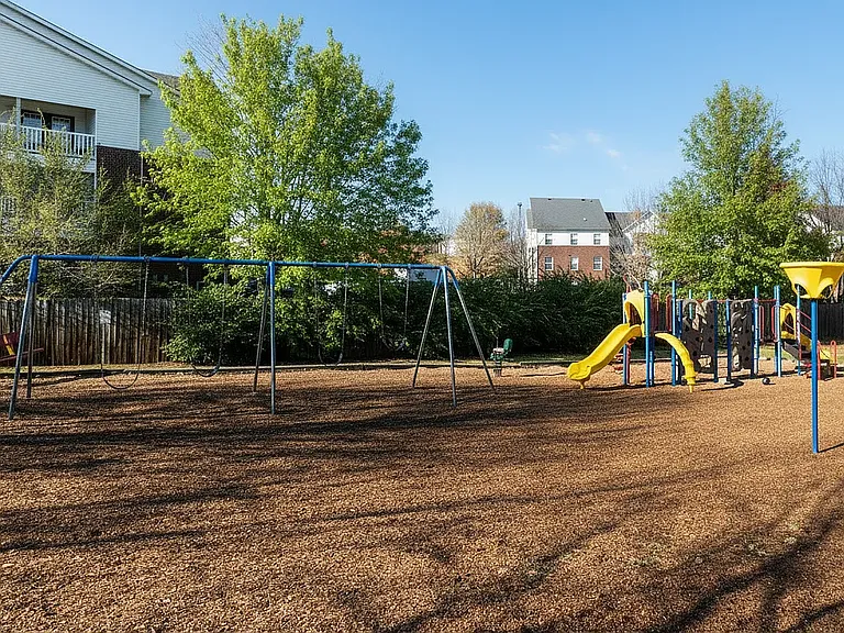 Blue Ridge Apartments — Photo 16