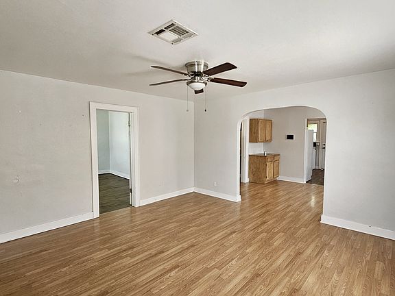 3rd image of 2812 NW 23rd St