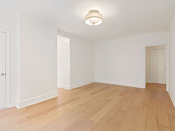 5th image of 225 W 23rd St Unit 225-5G