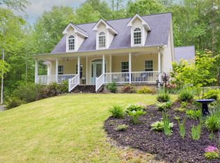 1290 Hoods Mill Rd, Commerce, GA 30529