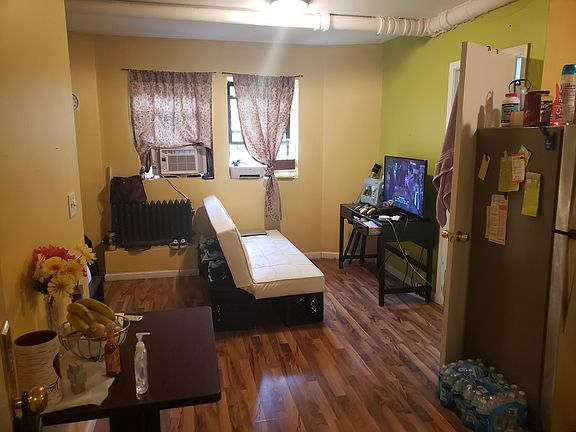 3rd image of 1712 W Estes Ave APT G5