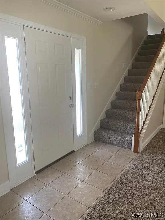 4 bed, 2.0 bath, 1974 sqft, $1,850 — Photo 2