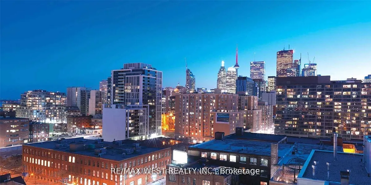 Building Photo - 120 Parliament St #1911