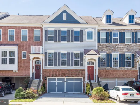 43583 White Cap Ter, Chantilly, VA 20152