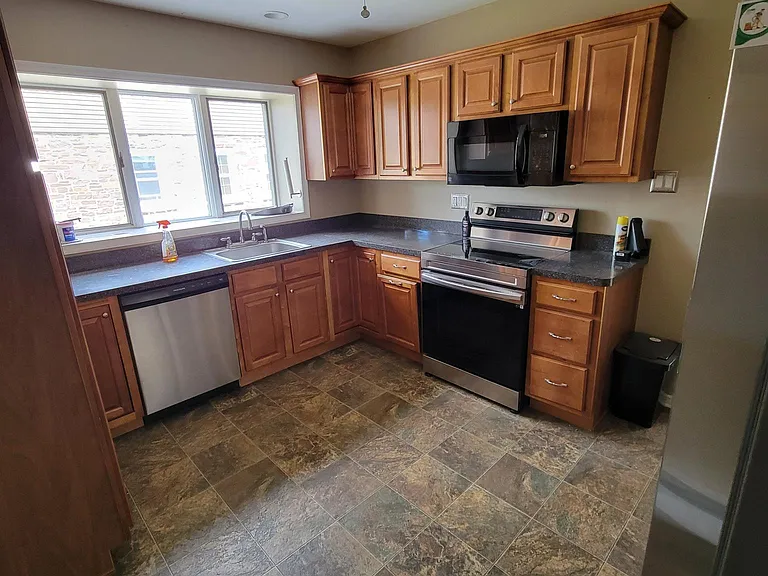 16 Eagleville Rd — Photo 10
