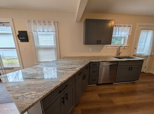172 Wildmere Rd, Rochester, NY 14617