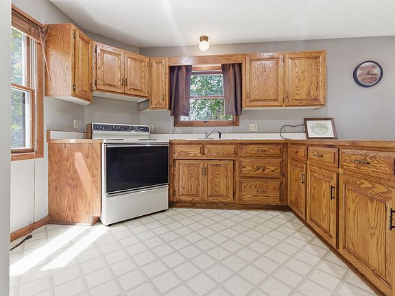 5th image of 32708 310th Ln