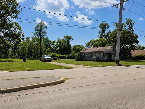 2nd image of 9203 W Montgomery Rd