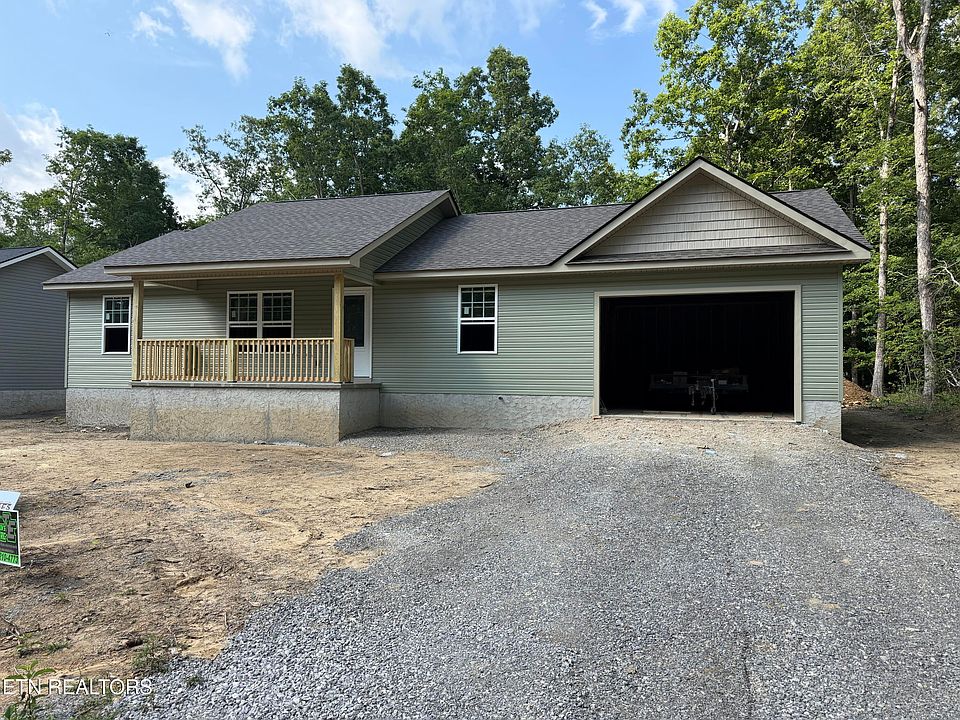 1st image of 920 Kemah Ln