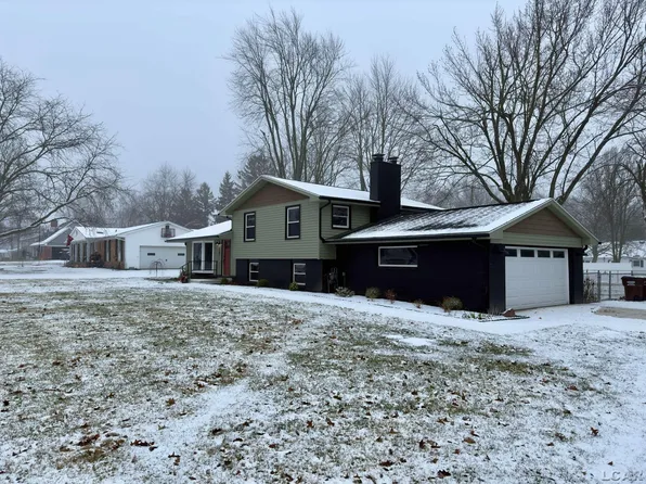 1341 Trenton Rd, Adrian, MI 49221