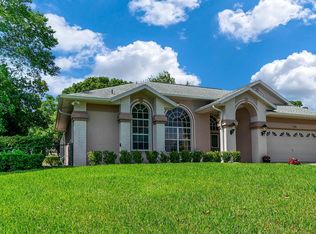 100 N Crystal Meadow Path, Lecanto, FL 34461