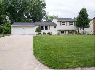 654 Laurelwood Dr SE, Warren, OH