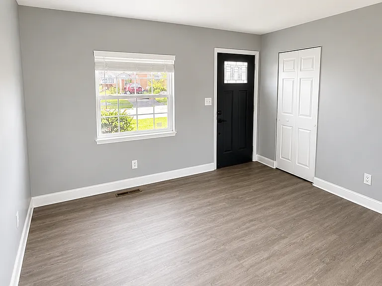 1386 Faber Ave — Photo 3