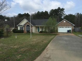 1731 Honeybee Creek Dr, Griffin, GA 30224
