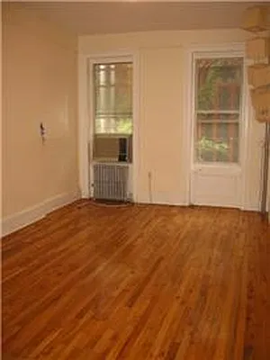 Rented by Bank Neary | media 5