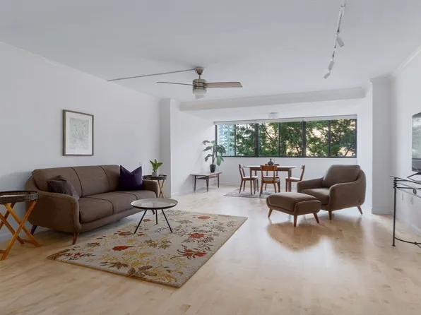 6 Whittier Pl APT 7E, Boston, MA 02114