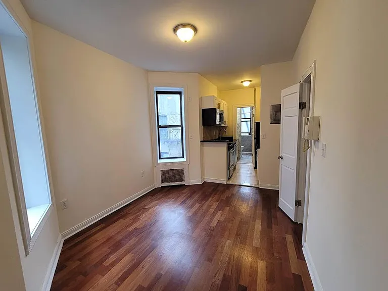 48 Stuyvesant St #91 — Photo 4