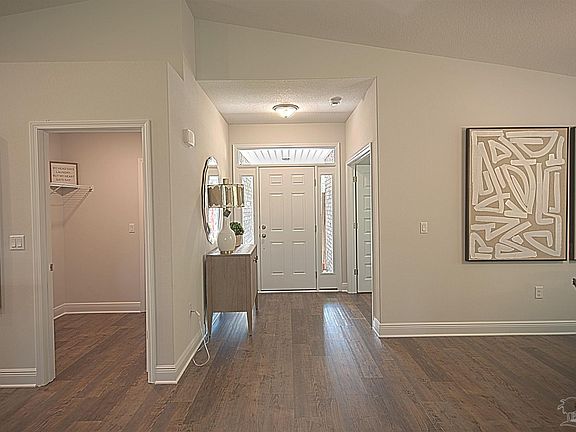 3rd image of 605 Sand Pine Dr #8C