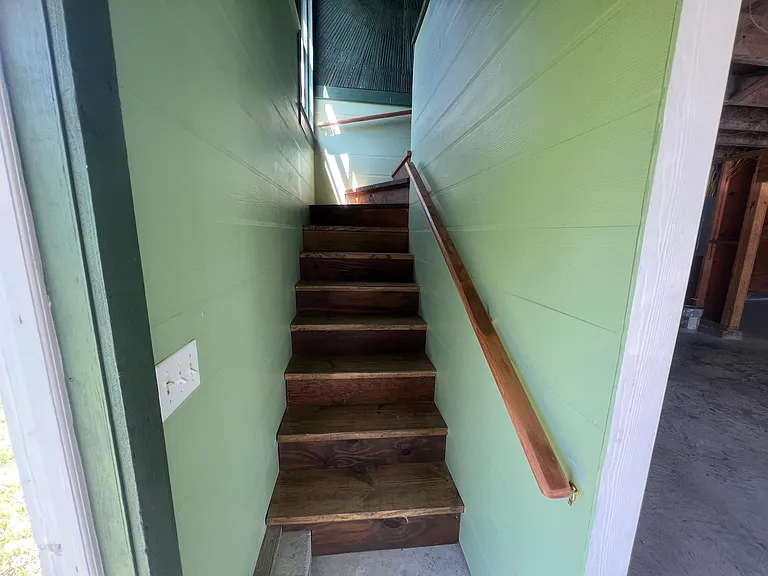 618 Bayridge Rd — Photo 37