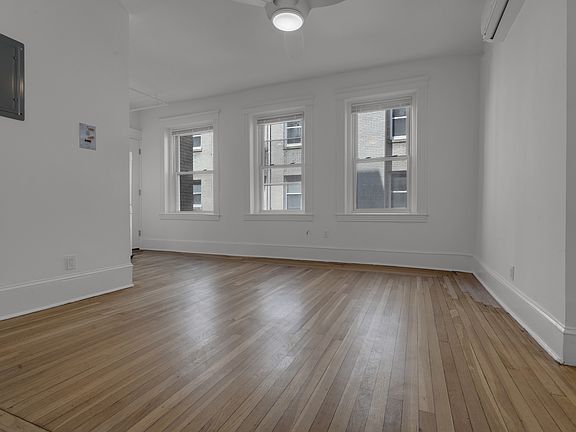 2nd image of 1080 Commonwealth Ave #5