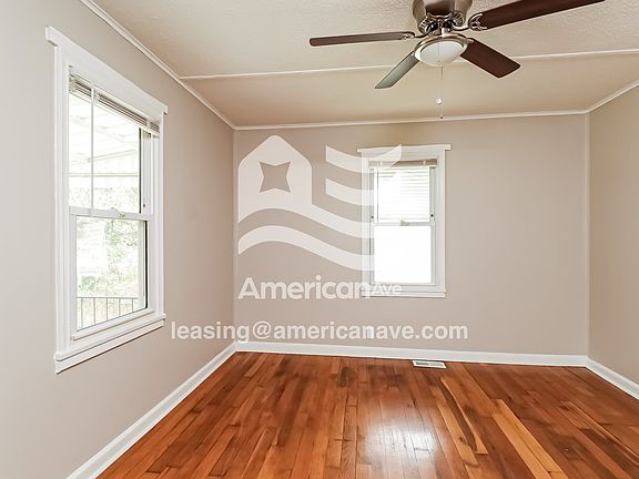 10228_003_living_room_13641824.jpg