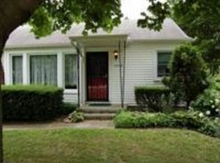 3215 Wilson Ave, Lansing, MI 48906