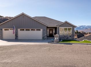 730 Vista View Pl, East Wenatchee, WA 98802